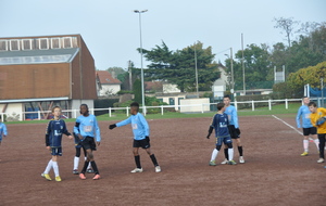 3 eme quart temps  , temps fort de Fourqueux avec une série de corner . 