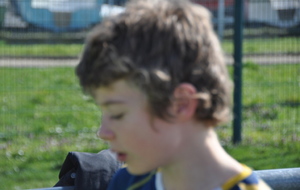 08/03  Erwan  est avant centre pour ce match . 