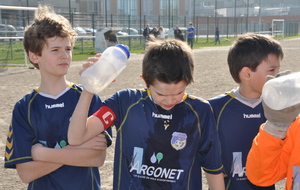 08/03  Notre capitaine  se rafraichit 