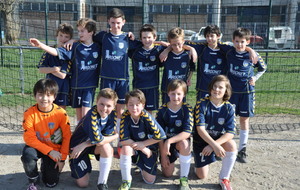 08/03  retour à la tradition de la photo d' équipe 