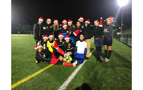 La section féminine vous souhaite de joyeuses fêtes de fin d'année ! 